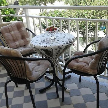 Apartman Loza Клек Екстериор снимка