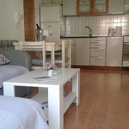 Apartman Loza Клек Екстериор снимка